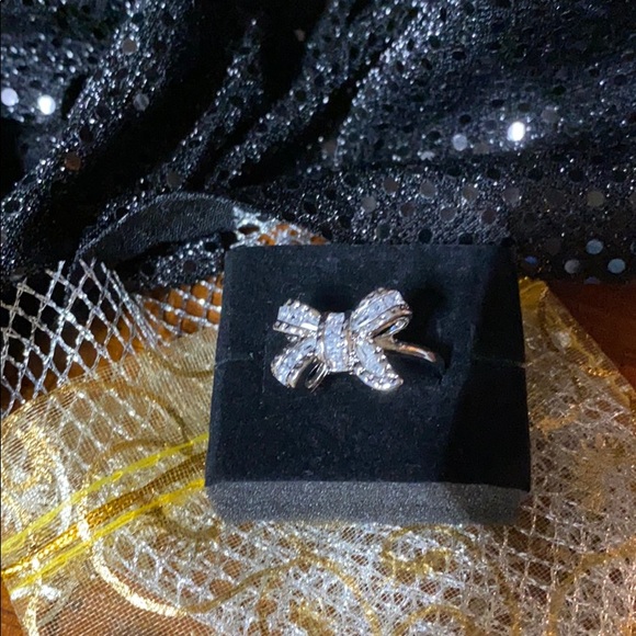 Ring - Picture 4 of 5